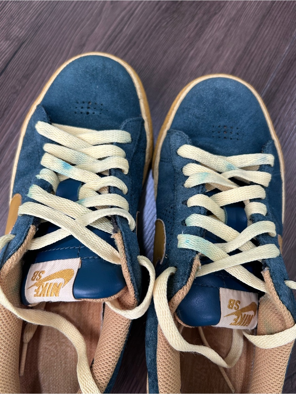NIKE - Blazer Low SB Shoes - Picture 2 of 11